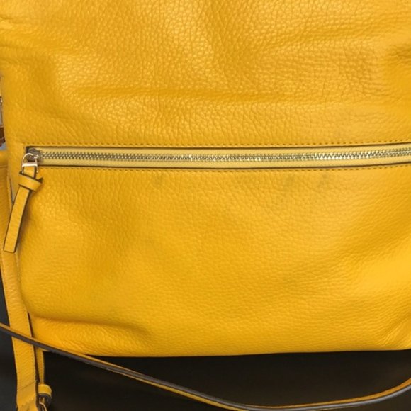 Tory Burch Taylor Convert. Fold-Over Crossbody - Picture 11 of 15